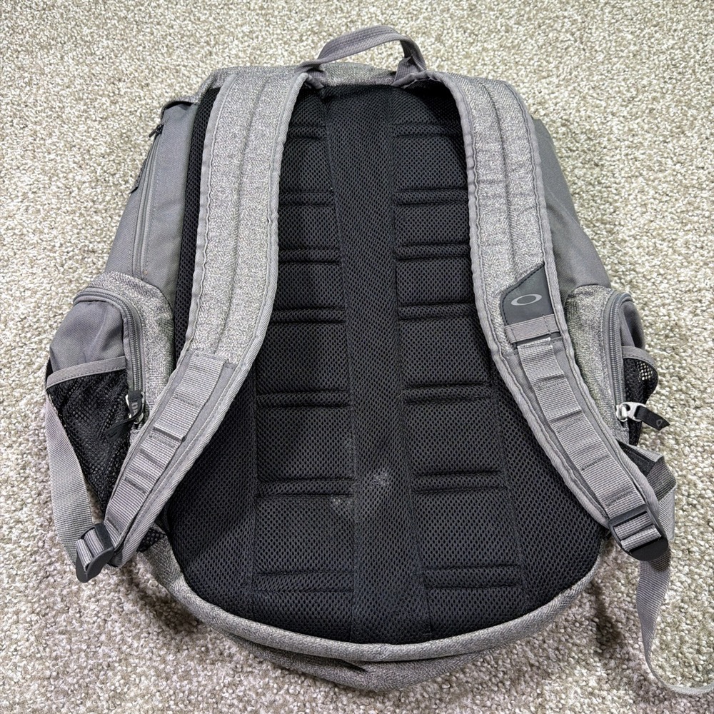 Oakley Backpack Y2k Style Gorpcore Tactical Field Gear Gray Essentiaks - Picture 7 of 15